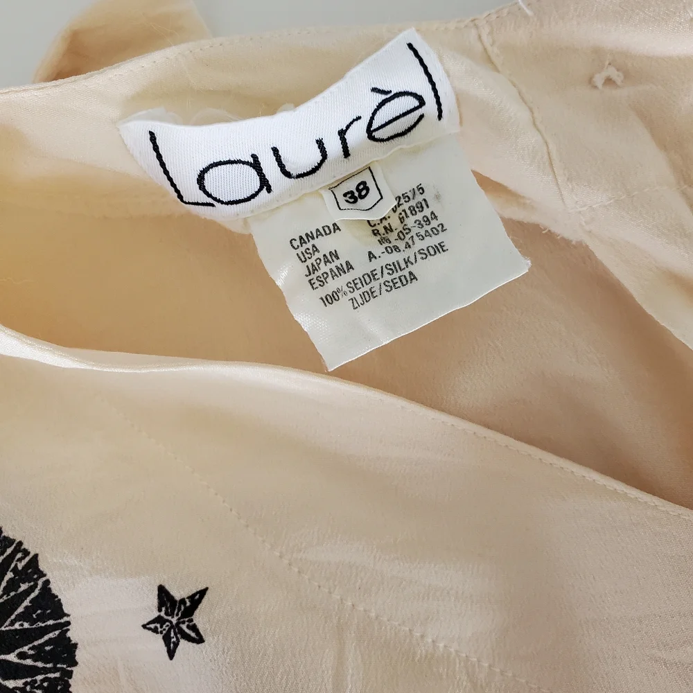 Vintage Laurel 38 By escada 1980 100% Silk Blouse Cream Celestial Sun Moon Stars - Picture 14 of 16